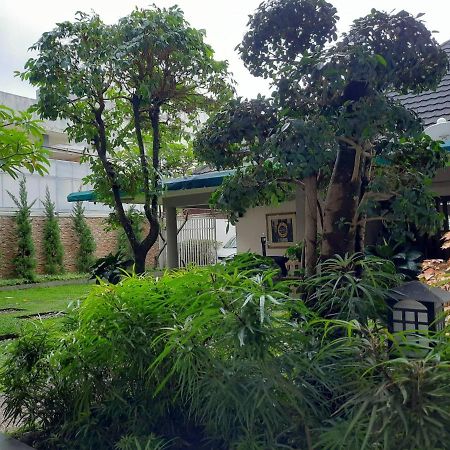 The Sriwijaya Hotel - Halal Hotel Padang  Exterior foto